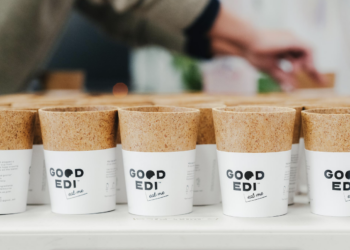 La startup australiana che produce bicchierini per il caffè completamente edibili