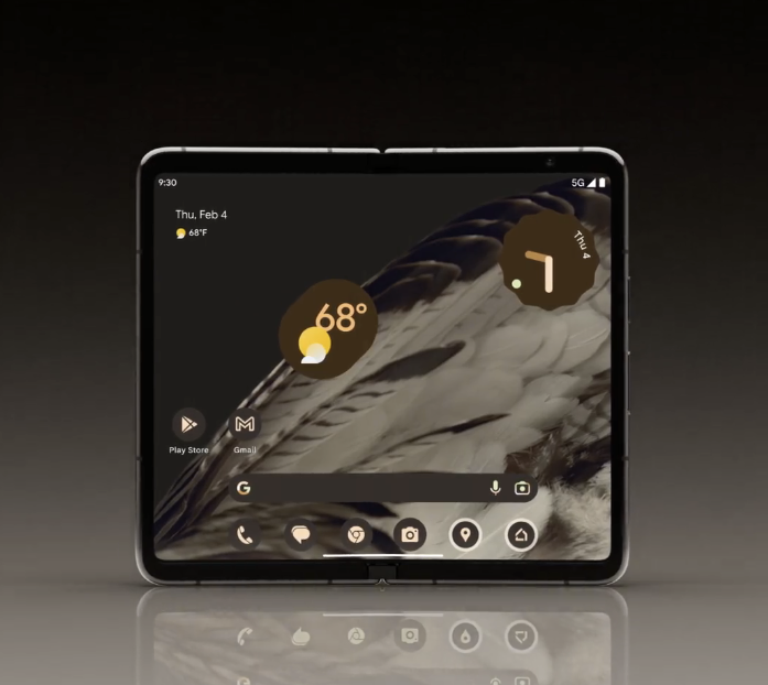 Google si è stufata di aspettare: il Pixel Fold si mostra nel primo video teaser ufficiale