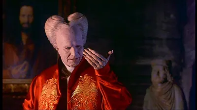 Dracula: l’evoluzione del personaggio al cinema, da Nosferatu a Renfield