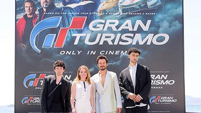 Gran Turismo: il photocall a Cannes con Orlando Bloom