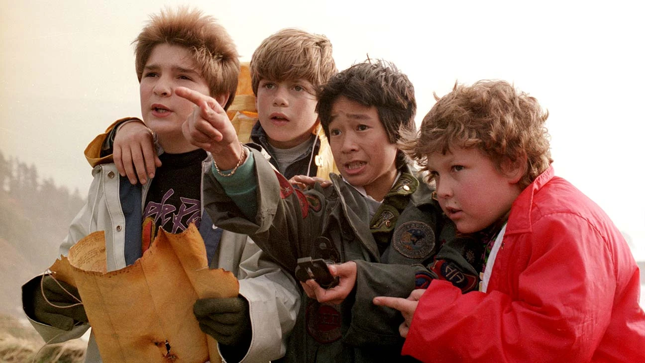 I Goonies: il video del cast in vacanza alle Hawaii dopo le riprese del film
