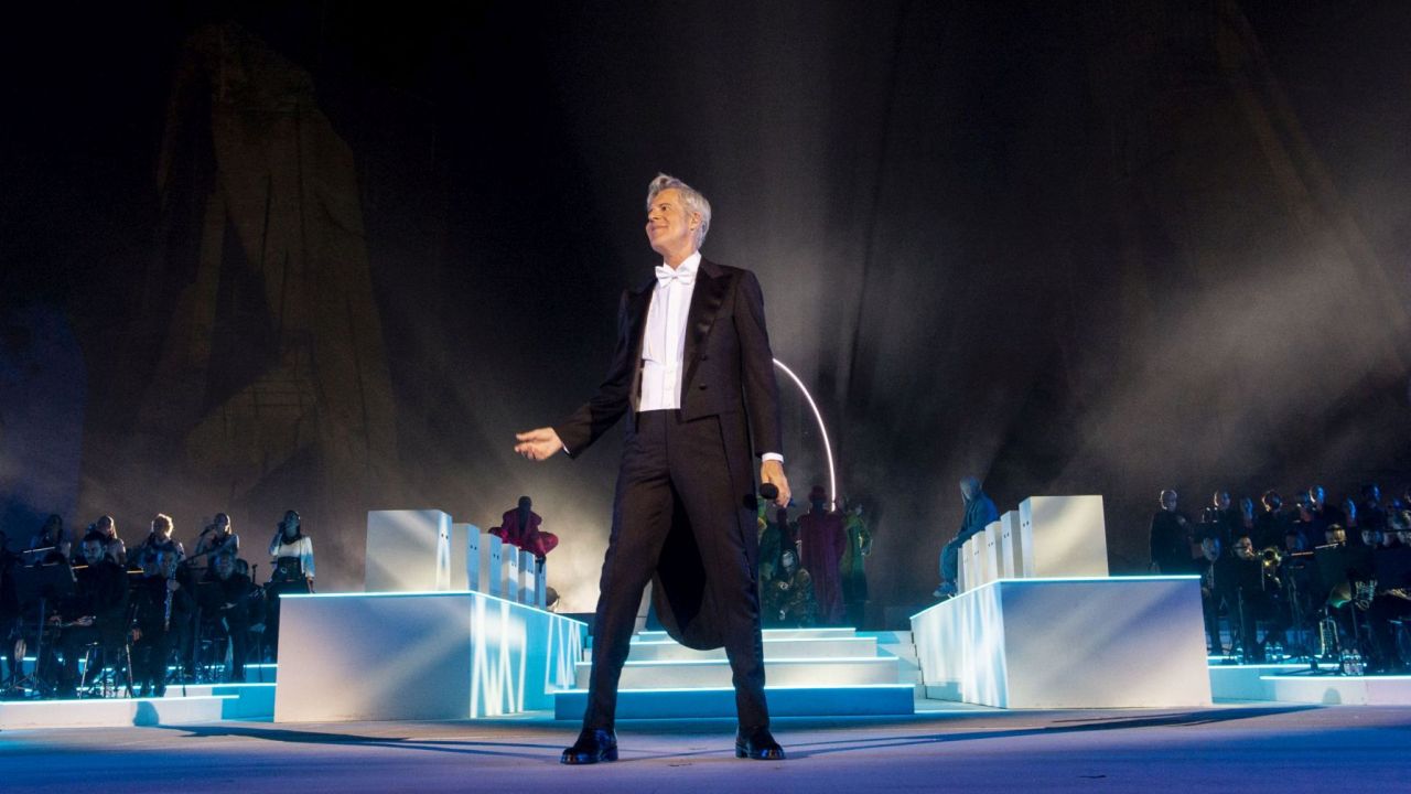 Tutti su! Buon compleanno Claudio si conferma come l’evento musicale dell’anno nei cinema