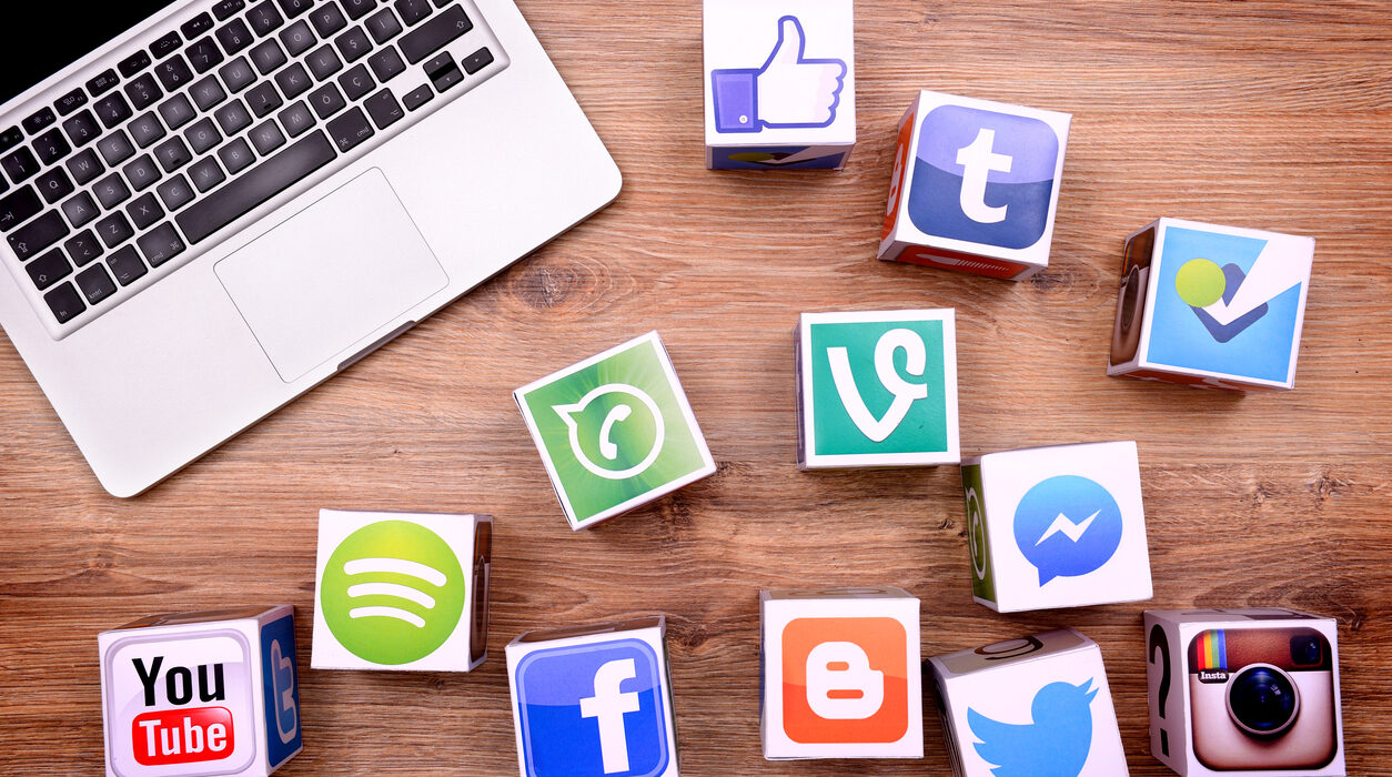 Perché alcuni post sui social media vengono condivisi tantissimo, mentre altri passano inosservati?