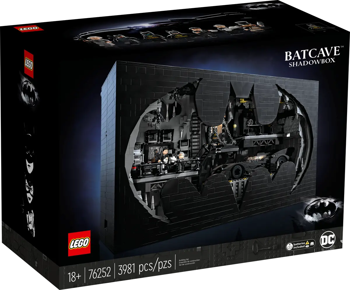 LEGO Batman: in vendita una spettacolare Batcaverna tratta dai film di Tim Burton