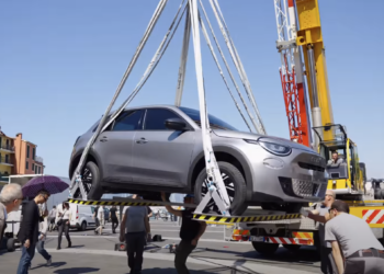 Fiat 600, il lancio è vicino: Stellantis pubblica un video e alcuni teaser
