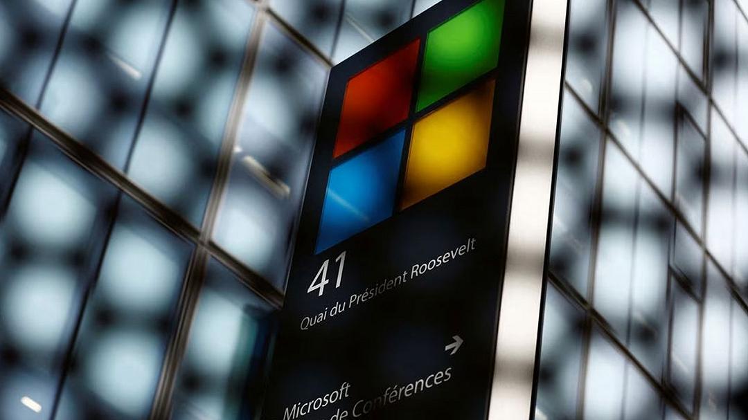 Microsoft ha vietato Android ai suoi dipendenti cinesi: rischi per la sicurezza