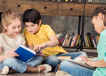 Leggere migliora lo sviluppo cerebrale nei bambini e le performance cognitive negli adolescenti