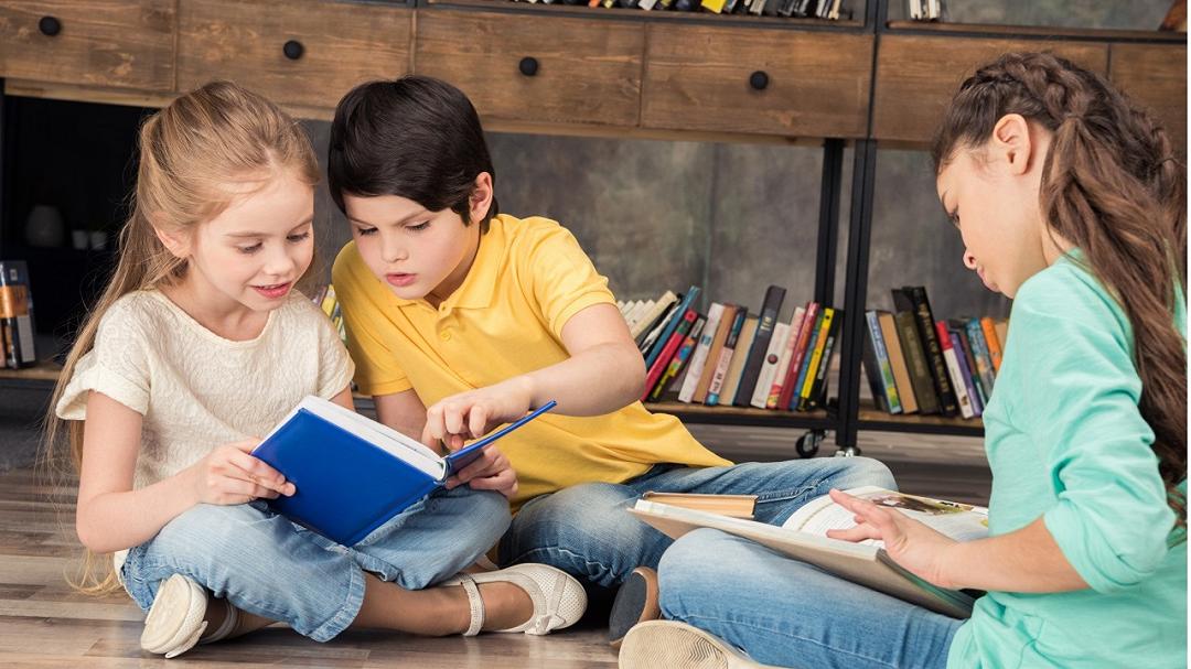 Leggere migliora lo sviluppo cerebrale nei bambini e le performance cognitive negli adolescenti