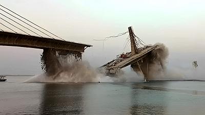 Ponte sul Gange: secondo crollo in 14 mesi in India