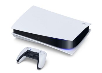 Offerte eBay: PlayStation 5 Standard disponibile in sconto