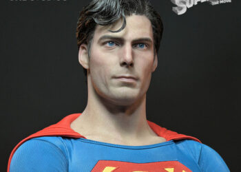 Superman: in pre-ordine una statuetta iperrealistica che riproduce Christopher Reeve
