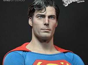 Superman: in pre-ordine una statuetta iperrealistica che riproduce Christopher Reeve