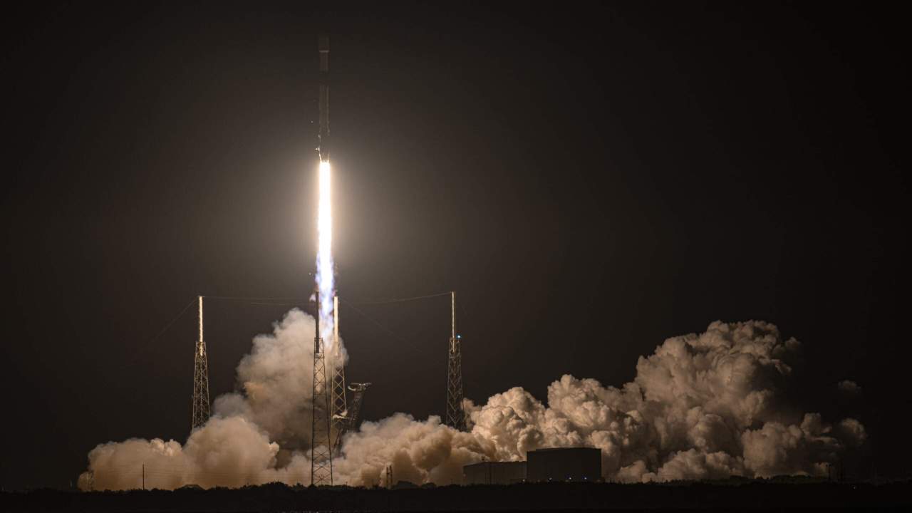 Falcon 9: 16 lanci di successo confermano l’affidabilità del vettore