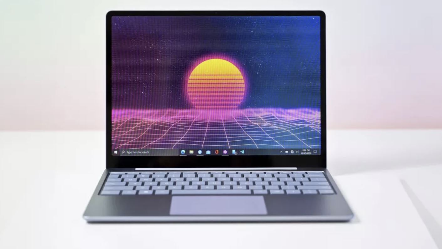 Microsoft Surface Laptop Go 3, manca poco: nuovo processore, addio al modello con 4GB di RAM e altre novità