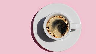 Alzheimer: studio italiano rivela possibile effetto protettivo del caffè contro la malattia