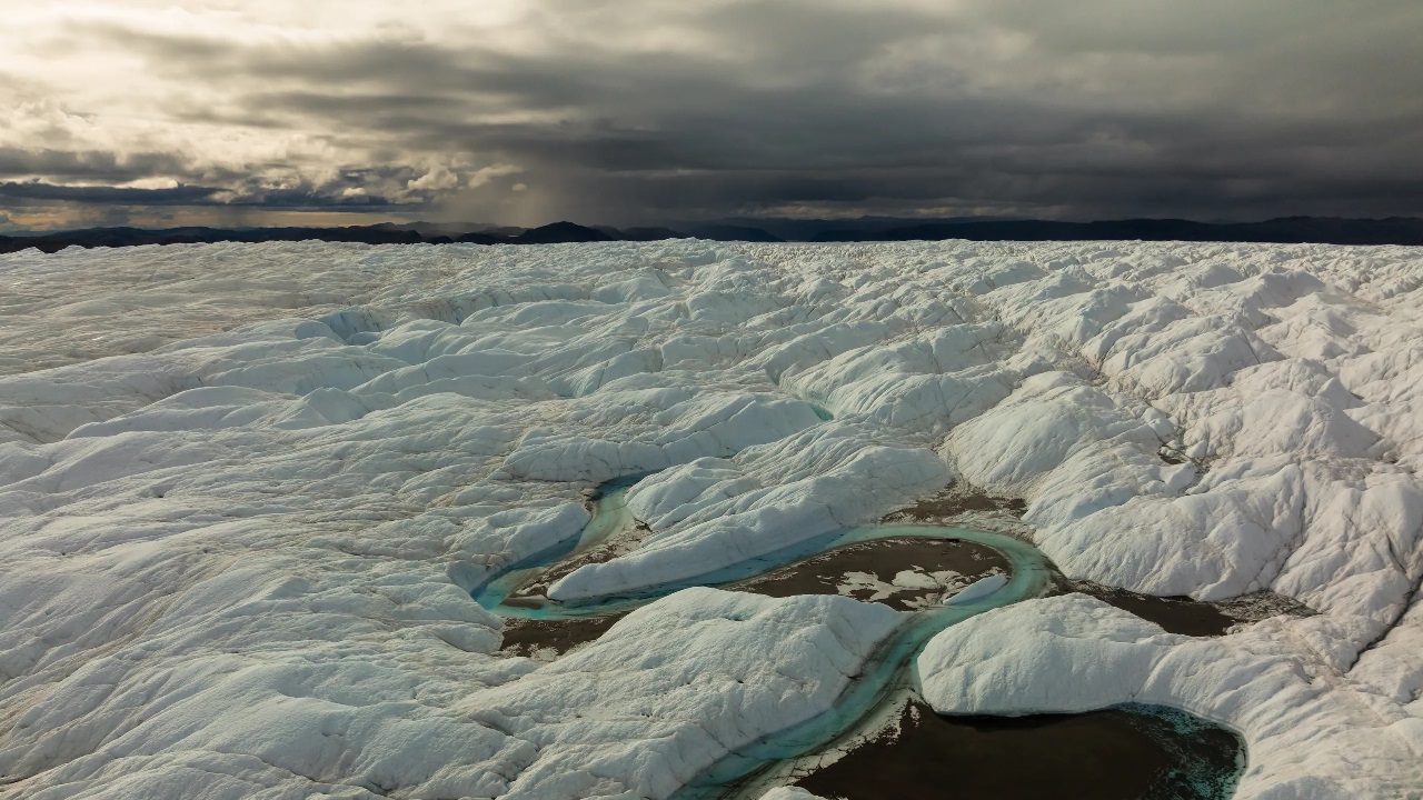 Calotta glaciale in Groenlandia: una scoperta avverte sul rischio di un nuovo scioglimento