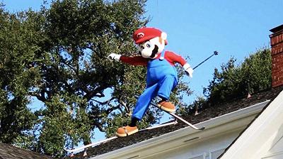 Super Mario Bros. – Gli spot live-action anni Duemila erano così pericolosi che un interprete ha rischiato di morire sul set
