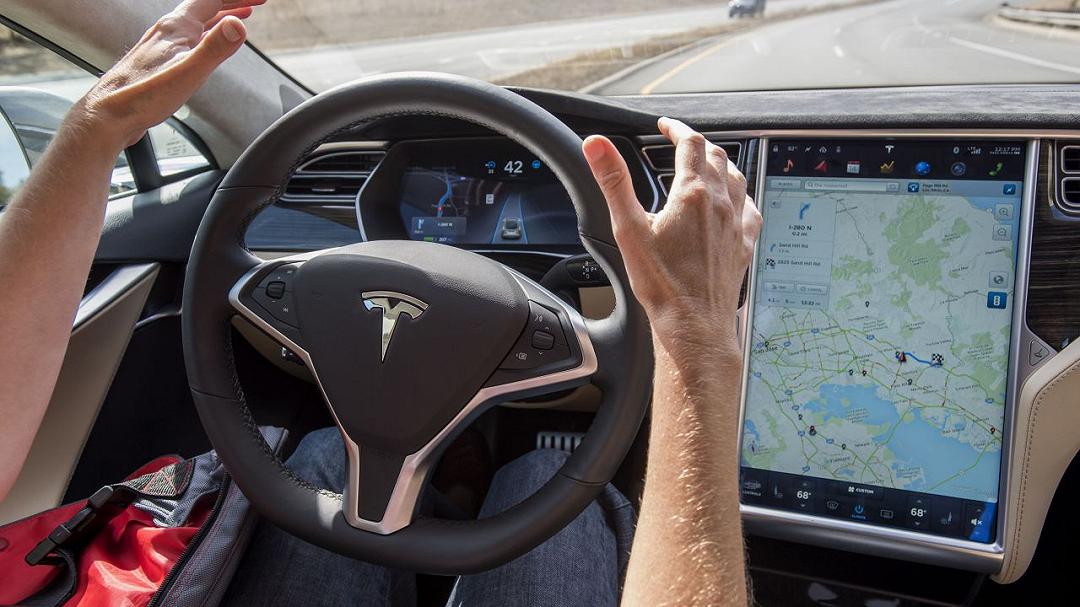 Tesla si avvicina al suo primo processo legato a un incidente con la tecnologia Autopilot