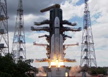 L'India è la prima nazione ad atterrare sul polo sud della Luna: Chandrayaan-3 è un successo