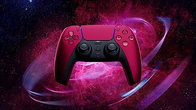 DualSense Cosmic Red per PS5 al prezzo minimo storico su Amazon per la Gaming Week
