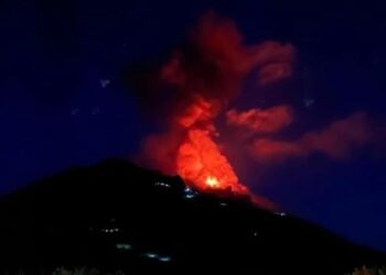 Eruzione Stromboli: continua l'intensa attività vulcanica