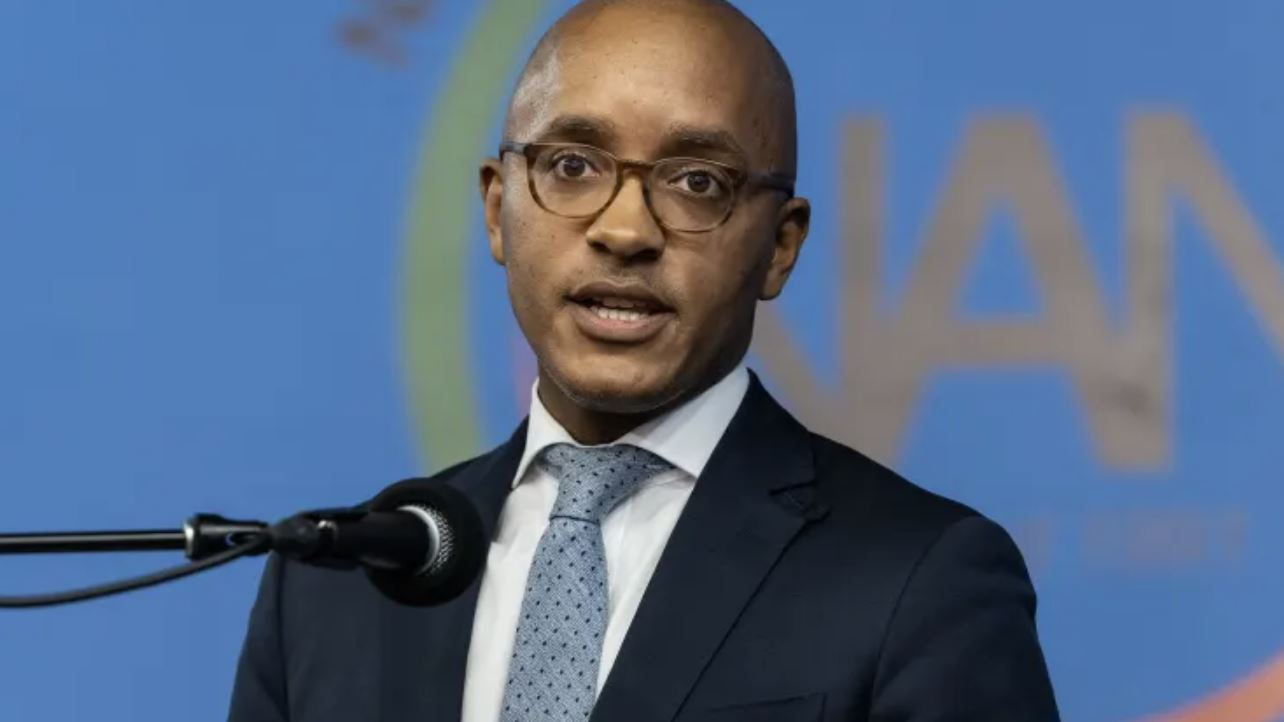 Il fondatore di una startup che prometteva di prevedere la domanda dei consumatori con l’IA è stato arrestato