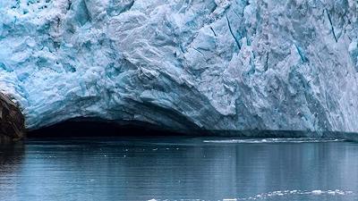 Ghiacciaio in Groenlandia: perde 38 metri di spessore all’anno