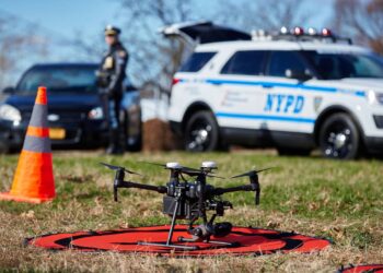 A New York la polizia userà i droni per monitorare le feste private