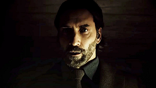 Alan Wake 2, un nuovo video approfondisce la meccanica del doppio protagonista