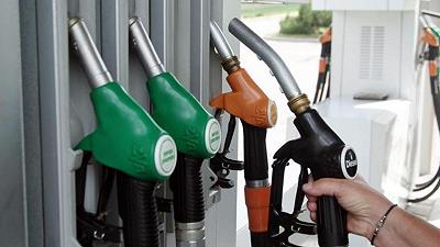 Prezzi dei carburanti: le variazioni oggi in Italia