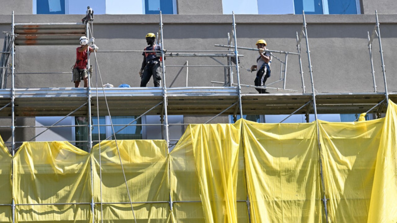 Decarbonizzazione degli edifici in Italia: gli investimenti necessari secondo un nuovo studio