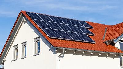 Fotovoltaico residenziale: ecco perché ora è il momento ideale per investire nell’energia solare