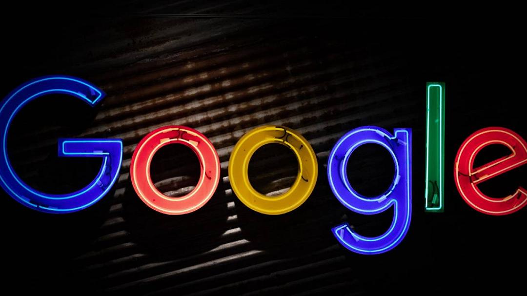 Google sotto accusa: tecniche illegittime per aumentare i prezzi degli annunci pubblicitari