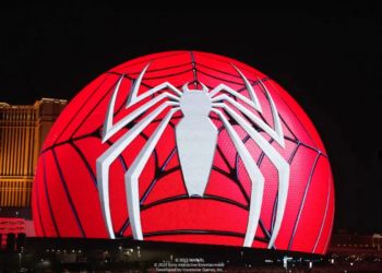 Marvel's Spider-Man 2 conquista la Sphere di Las Vegas: uno spettacolare spot celebra il lancio su PS5