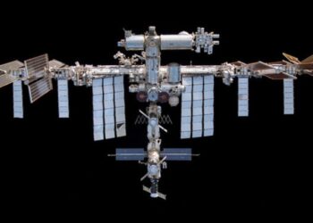 NASA rinvia due passeggiate spaziali: la priorità è la sicurezza dell'equipaggio e l'integrità dell'ISS