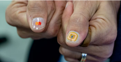 Mastercard lancia il chip sull’unghia per permettere pagamenti POS contactless con un dito