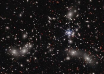Galassie: scoperta la seconda più distante nell'ammasso di Pandora
