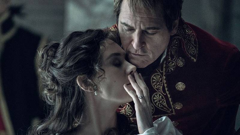 Joaquin Phoenix e Vanessa Kirby