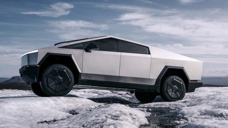 Tesla Cybertruck: l’innovazione senza precedenti