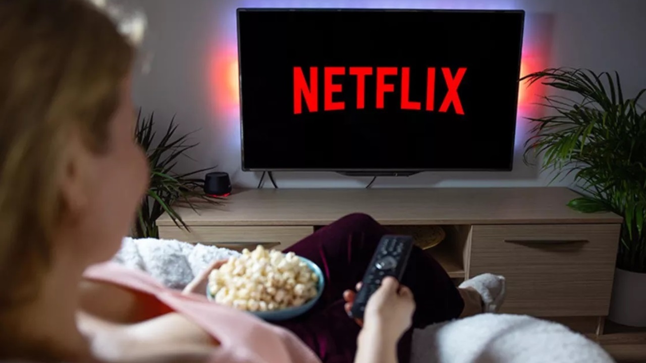Netflix: prezzi in aumento per l'abbonamento 2024