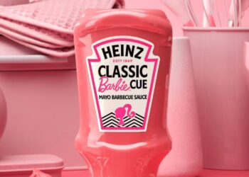 Barbie e il BBQ: Heinz e Mattel portano sul mercato la salsa Barbiecue