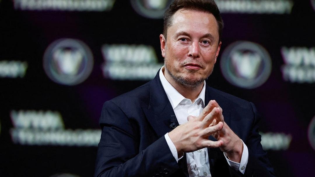 Musk potrebbe vietare i dispositivi Apple in azienda dopo l’annuncio di Apple Intelligence