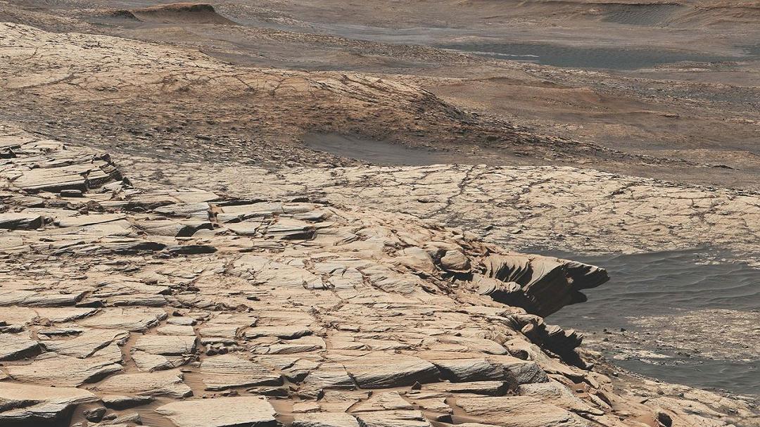 Marte: scoperte tracce di un lago abitabile