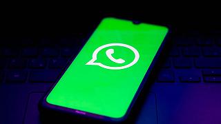 WhatsApp farà modificare le foto profilo con una IA integrata