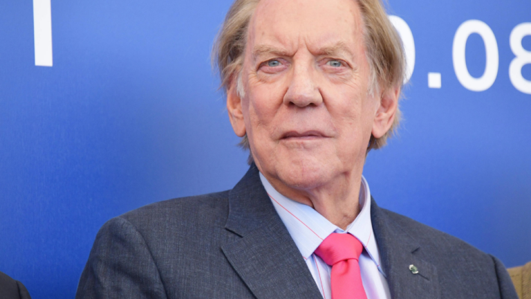 Donald Sutherland: scomparso l’attore leggenda di Hollywood