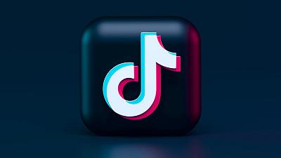 TikTok userà attori e creator generati dalla IA per gli annunci pubblicitari