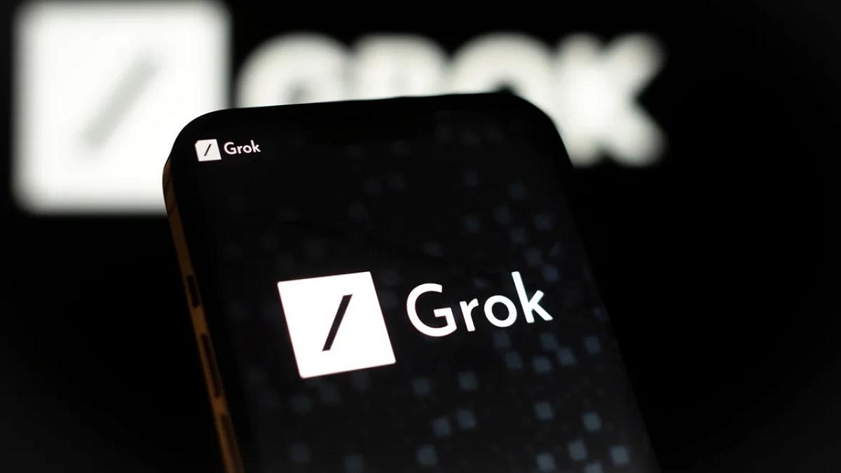 xAI lancia Grok 4 e un piano da 300 dollari al mese