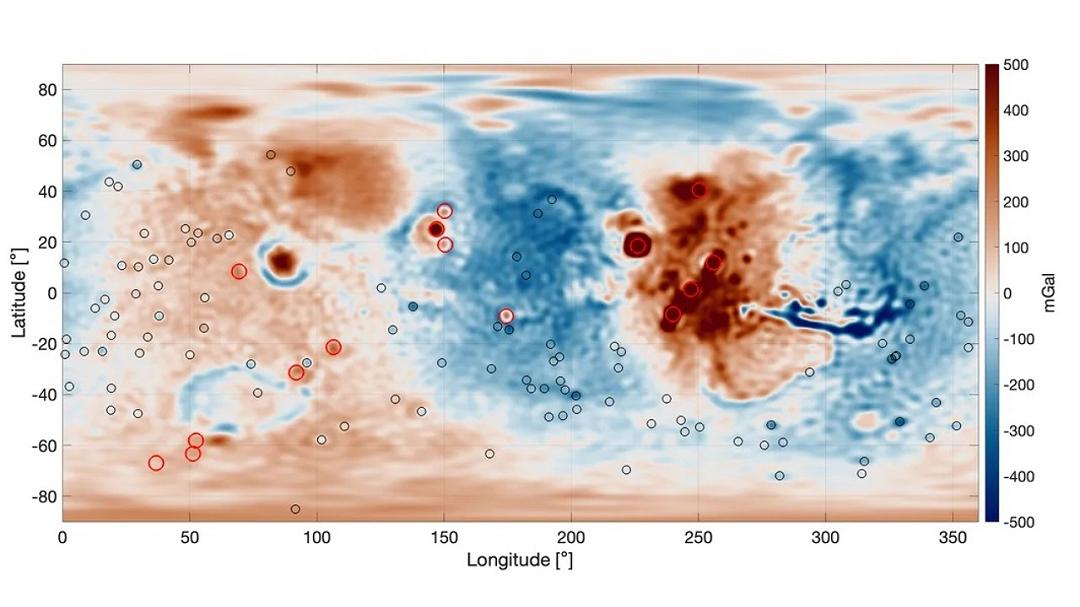 Le variazioni di gravità su Marte evidenziano strutture misteriose