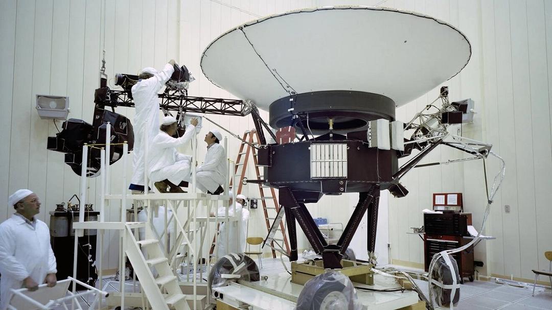 Voyager 2: gli ingegneri della missione della NASA hanno spento lo strumento al plasma