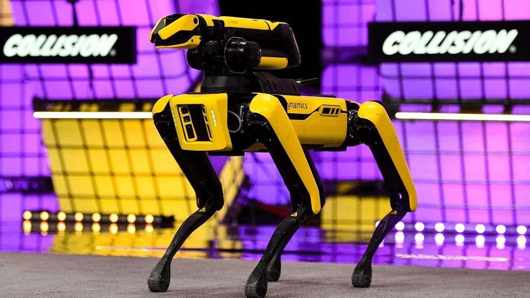 Spot di Boston Dynamics: la tecnologia IA migliora l’agilità robotica